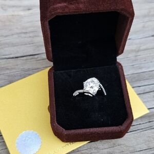 Moissanite Sterling Silver RING NWT & AUTHENTICITY PAPER WORK SIZE 8